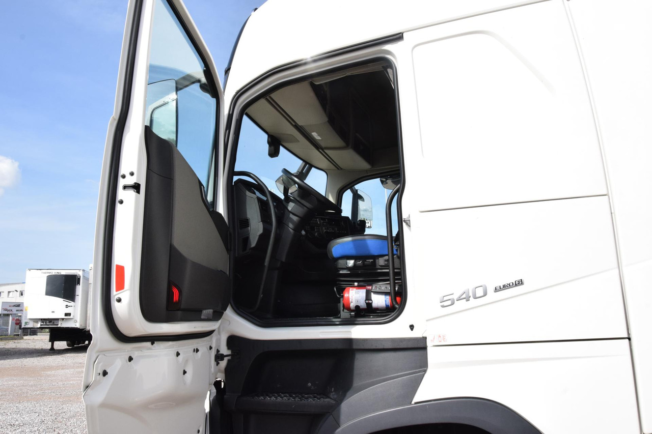 شاحنة جرار Volvo FH 540 Globetrotter XL Retarder: صور 7