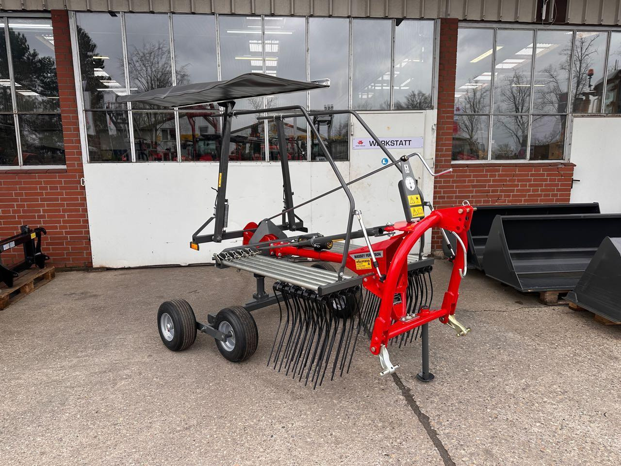 Massey Ferguson 381 DN - لمّامَة القش: صور 3 Massey Ferguson 381 DN - لمّامَة القش: صور 3