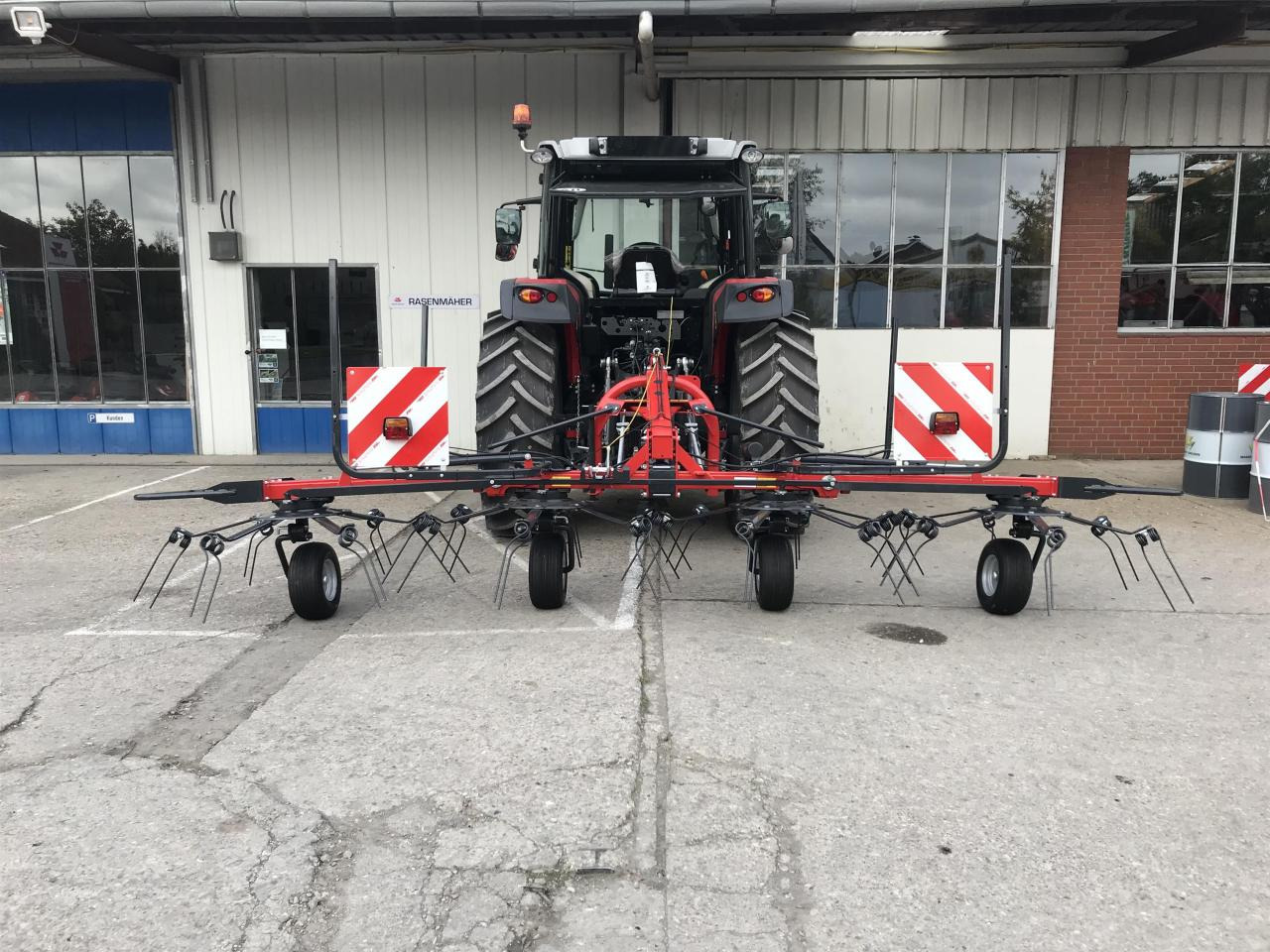 Vicon FANEX 524 - Heuwender - لمّامَة القش: صور 2 Vicon FANEX 524 - Heuwender - لمّامَة القش: صور 2
