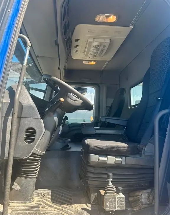 Mercedes-Benz Actros 4141 K 8x4 / Meiller Trójstronna Wywrotka / Automat / Euro 5 / Klima / 36T DMC إيجار Mercedes-Benz Actros 4141 K 8x4 / Meiller Trójstronna Wywrotka / Automat / Euro 5 / Klima / 36T DMC: صور 10