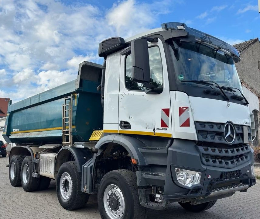 Mercedes-Benz Arocs 4145 AK 8x6 | Wywrotka trójstronna Schmitz Mulde | Klima | Kamera | - قلابات: صور 1 Mercedes-Benz Arocs 4145 AK 8x6 | Wywrotka trójstronna Schmitz Mulde | Klima | Kamera | - قلابات: صور 1