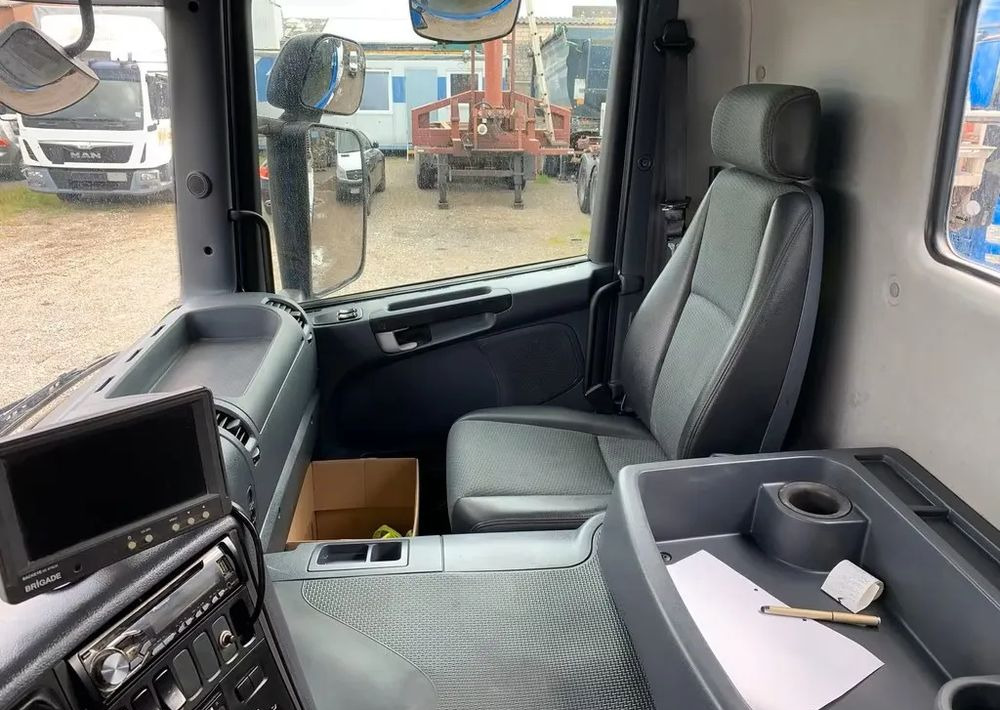 شاحنة خلاطة خرسانة Scania P410 8x4 – Betoniarka Liebherr 9 m³/ Euro 5 / Retarder: صور 11 شاحنة خلاطة خرسانة Scania P410 8x4 – Betoniarka Liebherr 9 m³/ Euro 5 / Retarder: صور 11