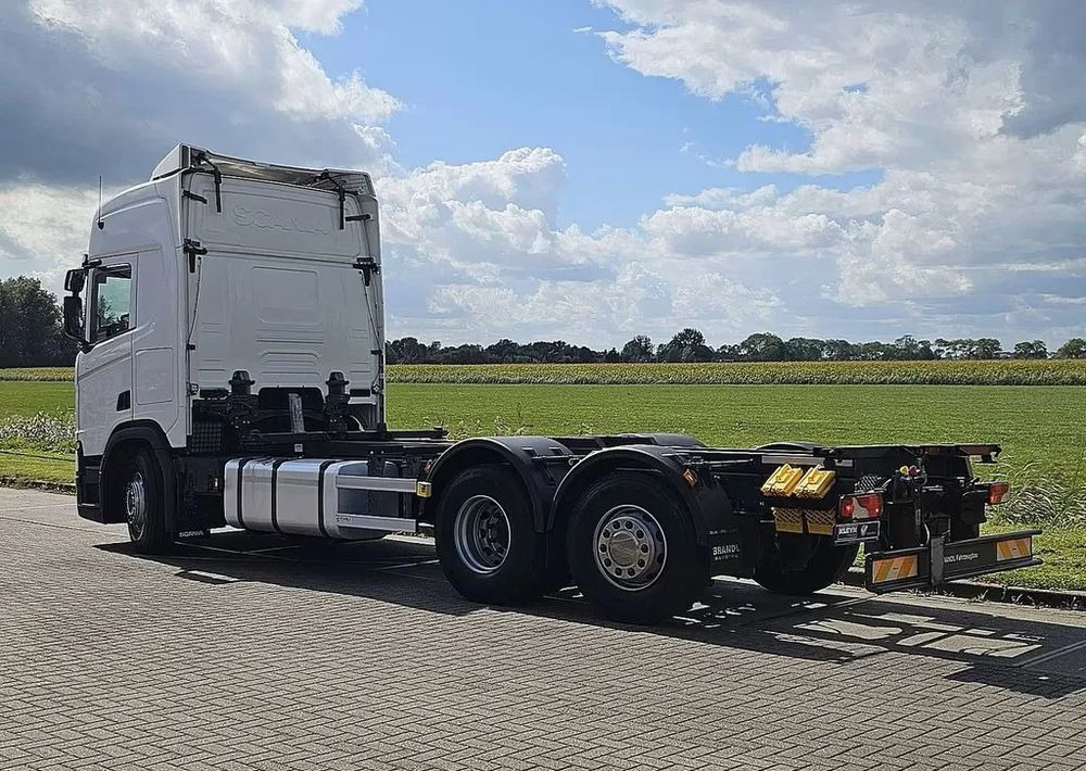 Scania R450 6x2 – / Pojazd do zabudów wymiennych / Automat / Euro 6/ liftowa trzecia oś, zawieszenie pneumatyczne + resory - الشاسيه شاحنة: صور 3 Scania R450 6x2 – / Pojazd do zabudów wymiennych / Automat / Euro 6/ liftowa trzecia oś, zawieszenie pneumatyczne + resory - الشاسيه شاحنة: صور 3
