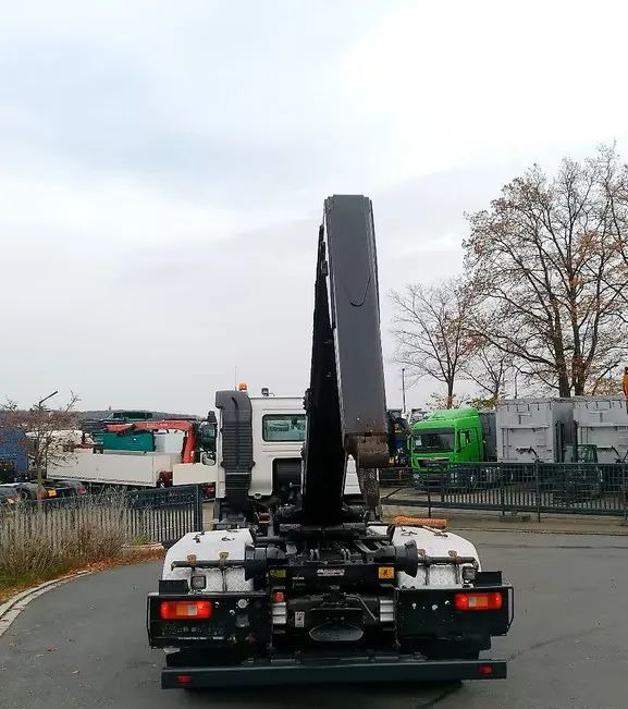 Volvo FM 410 • 6x2 • Meiller z systemem HDS (roll-off) • Euro 6 • Przebieg 251235 km • - شاحنة ذات الخطاف: صور 5 Volvo FM 410 • 6x2 • Meiller z systemem HDS (roll-off) • Euro 6 • Przebieg 251235 km • - شاحنة ذات الخطاف: صور 5