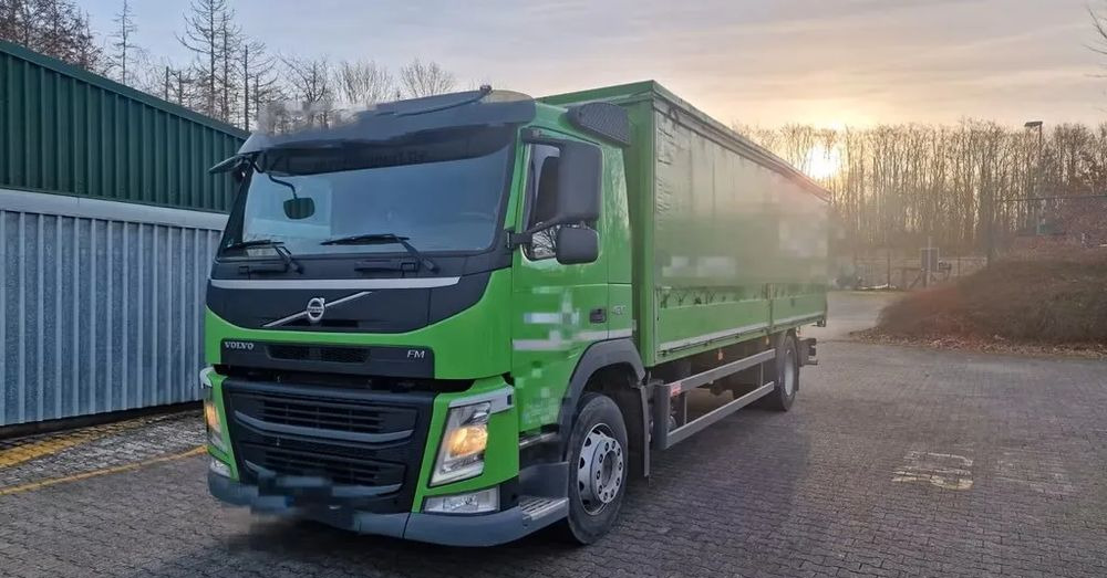 Volvo FM 420 – zabudowa + plandeka / Automatyczna skrzynia / Euro 6 / Zawieszenie pneumatyczne/ 4x2/ - شاحنة ستارة: صور 1 Volvo FM 420 – zabudowa + plandeka / Automatyczna skrzynia / Euro 6 / Zawieszenie pneumatyczne/ 4x2/ - شاحنة ستارة: صور 1