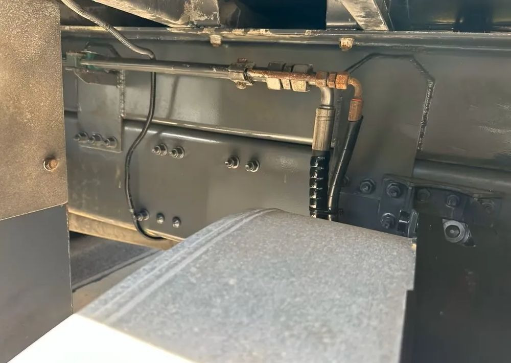 Volvo FM420 6x2 | HDS Atlas AK 186-3 z przestrzenią ładunkową | Euro6 |238 000 km - شاحنات مسطحة, شاحنة كرين: صور 4 Volvo FM420 6x2 | HDS Atlas AK 186-3 z przestrzenią ładunkową | Euro6 |238 000 km - شاحنات مسطحة, شاحنة كرين: صور 4