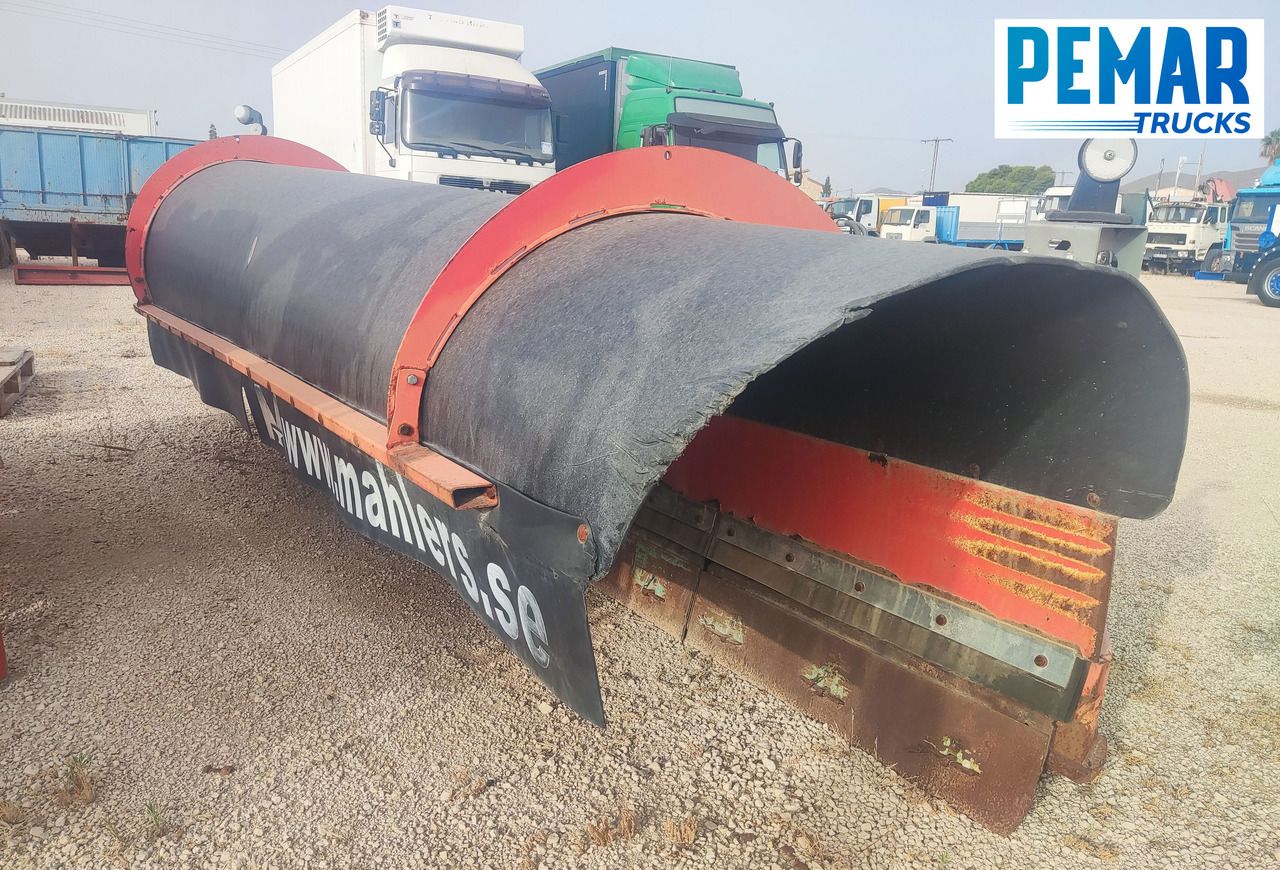 MAHLERS ROSSO 2000 37KP - ماكينة إزالة الجليد عن الطائرات: صور 1 MAHLERS ROSSO 2000 37KP - ماكينة إزالة الجليد عن الطائرات: صور 1