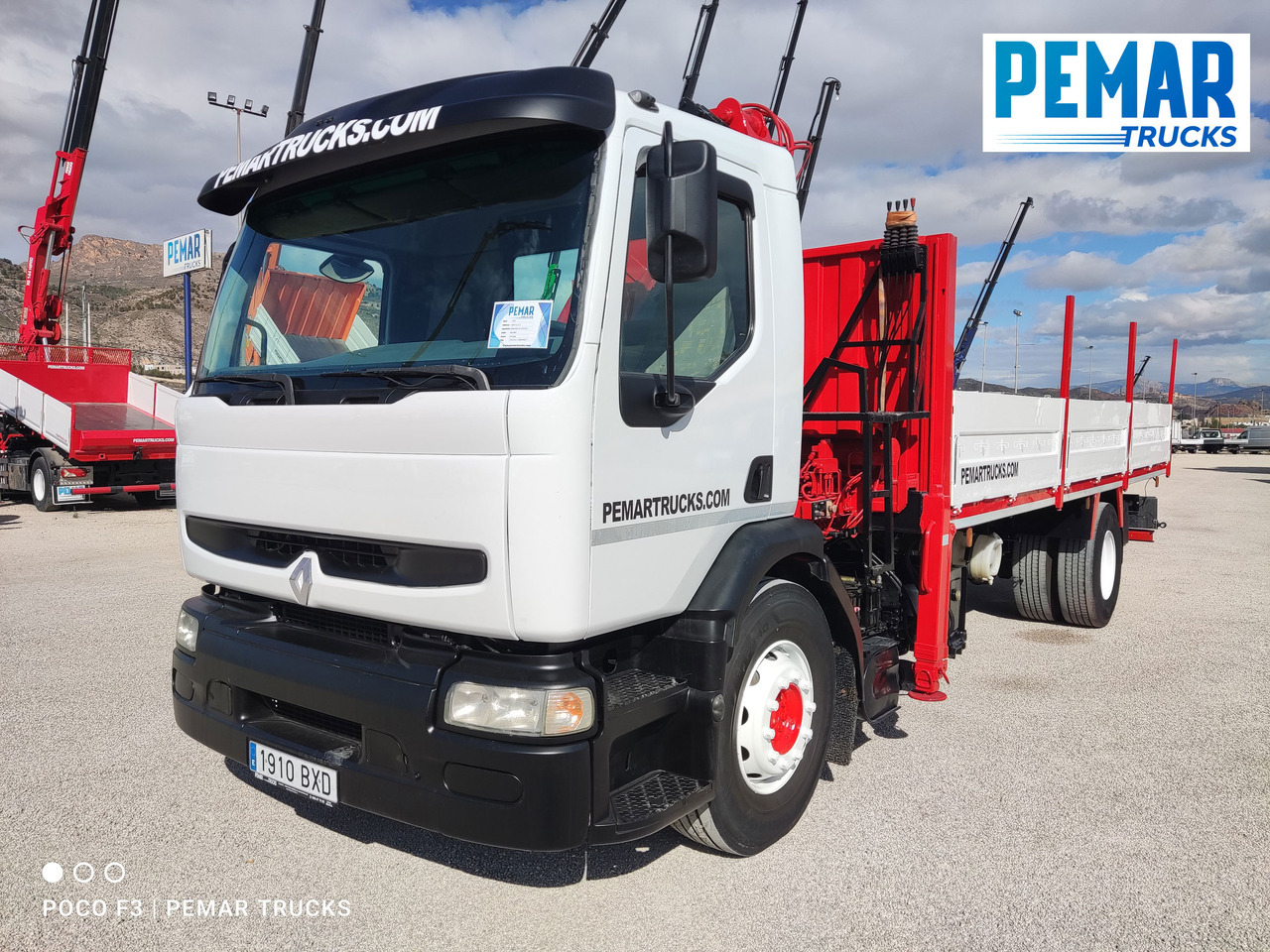 RENAULT PREMIUM 270 DCI GRUA CAJA FIJA - شاحنة كرين: صور 2 RENAULT PREMIUM 270 DCI GRUA CAJA FIJA - شاحنة كرين: صور 2