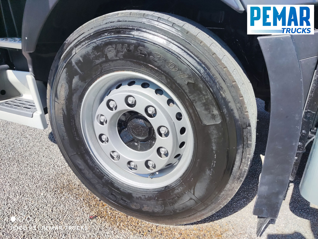 شاحنة كرين VOLVO FM 500 6X2 GRUA CAJA FIJA: صور 27 شاحنة كرين VOLVO FM 500 6X2 GRUA CAJA FIJA: صور 27