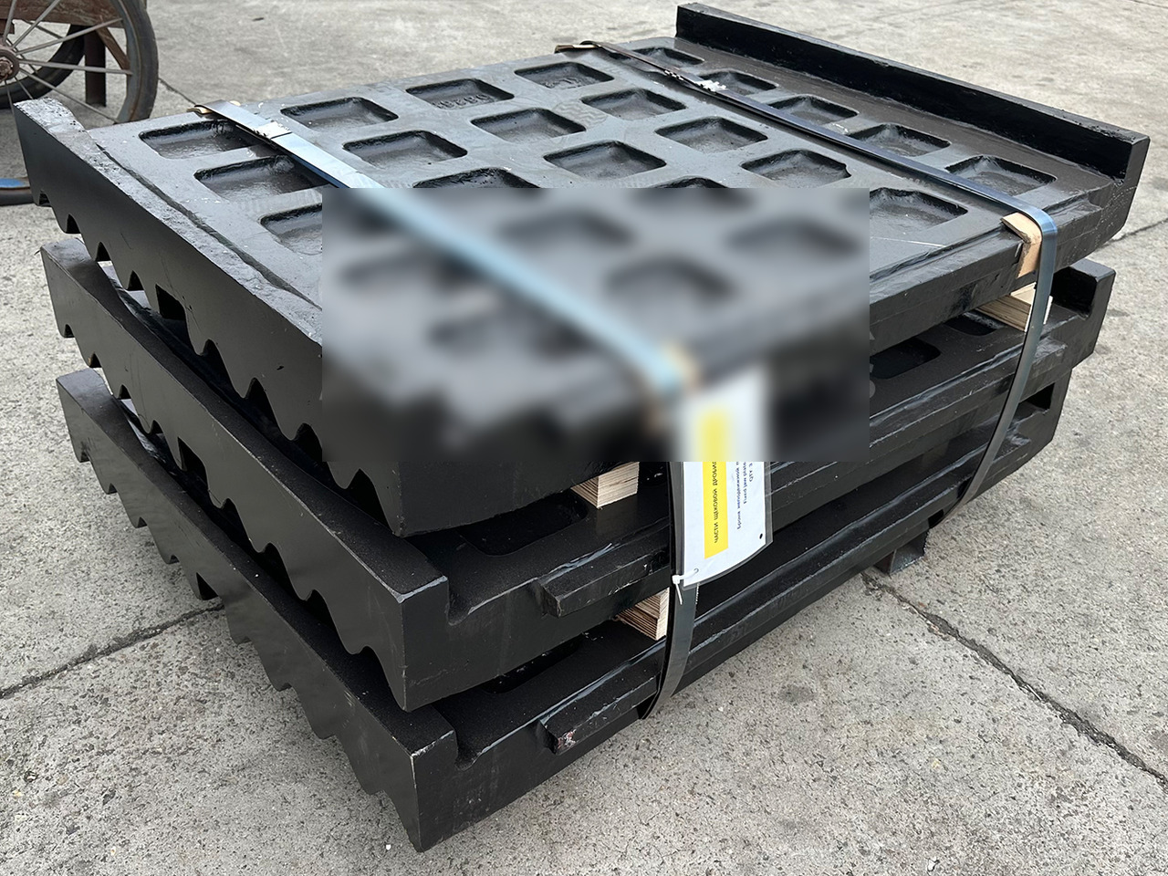 KINGLINK High Manganese Steel Fixed Jaw Plates 17003346 for CT2036 Jaw Crusher - قطع الغيار - آلات البناء: صور 5 KINGLINK High Manganese Steel Fixed Jaw Plates 17003346 for CT2036 Jaw Crusher - قطع الغيار - آلات البناء: صور 5