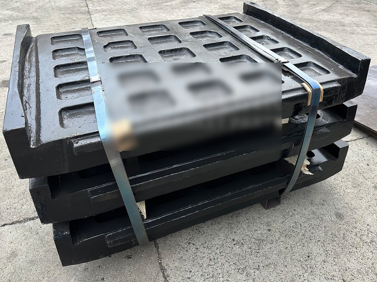 KINGLINK High Manganese Steel Fixed Jaw Plates 17003346 for CT2036 Jaw Crusher - قطع الغيار - آلات البناء: صور 3 KINGLINK High Manganese Steel Fixed Jaw Plates 17003346 for CT2036 Jaw Crusher - قطع الغيار - آلات البناء: صور 3