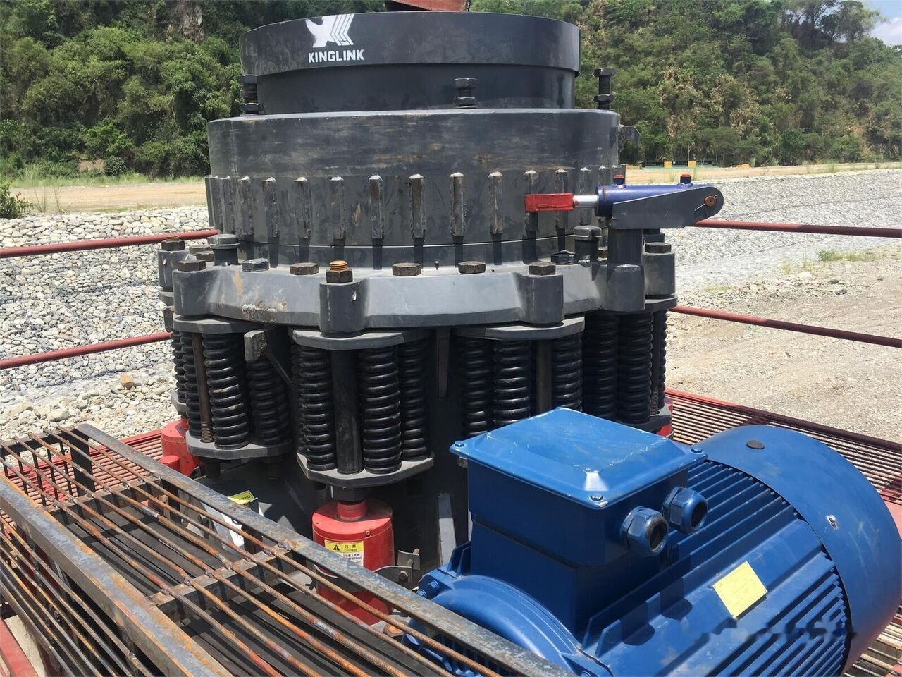 Kinglink Cone Crusher KLC1160 - كسارة مخرو: صور 4 Kinglink Cone Crusher KLC1160 - كسارة مخرو: صور 4