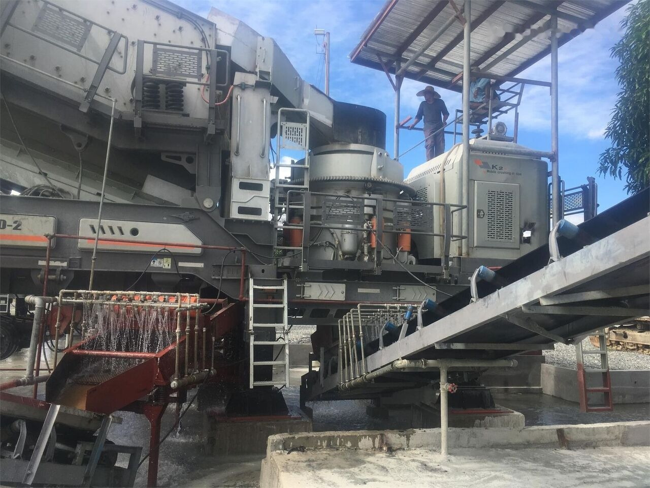 Kinglink HPY300 River Pebble Rock Portable Cone Crusher - كسارة مخرو: صور 1 Kinglink HPY300 River Pebble Rock Portable Cone Crusher - كسارة مخرو: صور 1