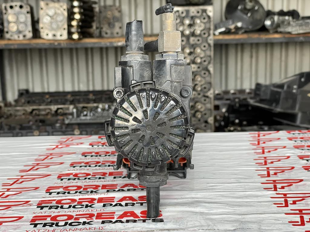 KNORR-BREMSE ABS ADJUSTMENT VALVE FOR MAN - 81.52106-6067 - صمام الفرامل - شاحنة: صور 1 KNORR-BREMSE ABS ADJUSTMENT VALVE FOR MAN - 81.52106-6067 - صمام الفرامل - شاحنة: صور 1