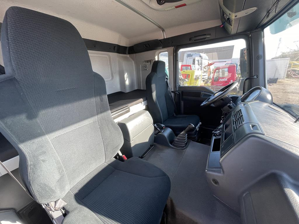 الكبائن - شاحنة MAN TGL DOUBLE CAB 2012: صور 8