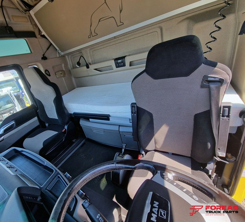 MAN TGX 26.500 6X2 EURO 6C – FOR SPARE PARTS إيجار MAN TGX 26.500 6X2 EURO 6C – FOR SPARE PARTS: صور 28 MAN TGX 26.500 6X2 EURO 6C – FOR SPARE PARTS إيجار MAN TGX 26.500 6X2 EURO 6C – FOR SPARE PARTS: صور 28