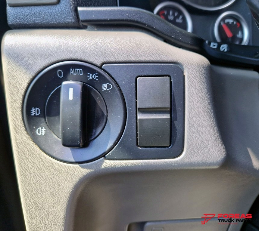 MAN TGX 26.500 6X2 EURO 6C – FOR SPARE PARTS إيجار MAN TGX 26.500 6X2 EURO 6C – FOR SPARE PARTS: صور 31 MAN TGX 26.500 6X2 EURO 6C – FOR SPARE PARTS إيجار MAN TGX 26.500 6X2 EURO 6C – FOR SPARE PARTS: صور 31