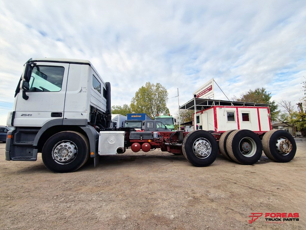 MERCEDES-BENZ ACTROS 3241 8x2 EURO 5 INTARDER - الشاسيه شاحنة: صور 4 MERCEDES-BENZ ACTROS 3241 8x2 EURO 5 INTARDER - الشاسيه شاحنة: صور 4