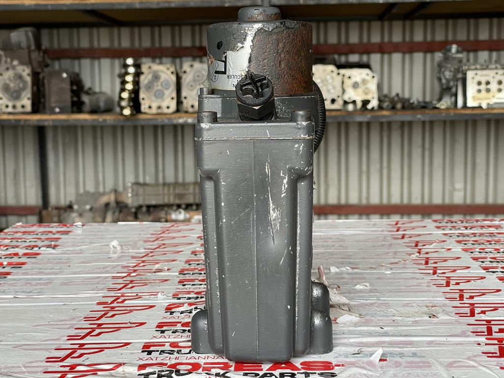 MERCEDES-BENZ ACTROS ELECTRIC CABIN PUMP - 001 553 5101 - مضخة هيدروليكية - شاحنة: صور 4 MERCEDES-BENZ ACTROS ELECTRIC CABIN PUMP - 001 553 5101 - مضخة هيدروليكية - شاحنة: صور 4