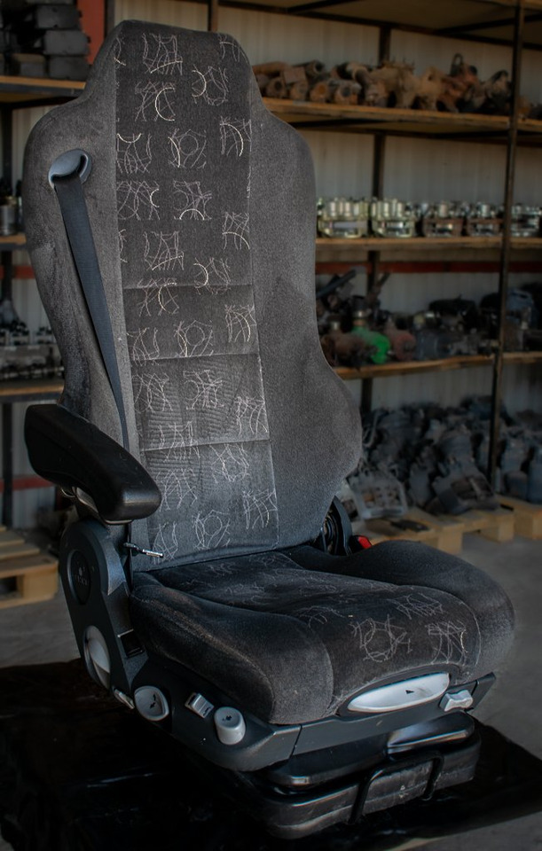 MERCEDES-BENZ ACTROS MP II AIR SEAT - PASSENGER - مقاعد السيارات - شاحنة: صور 3 MERCEDES-BENZ ACTROS MP II AIR SEAT - PASSENGER - مقاعد السيارات - شاحنة: صور 3
