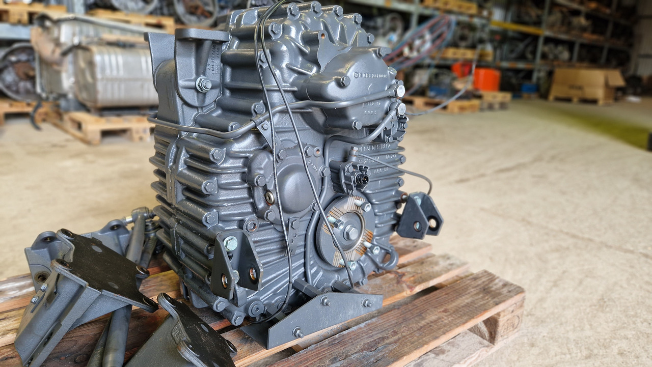 MERCEDES-BENZ ACTROS VG 2400 - نقل الحركة - شاحنة: صور 4 MERCEDES-BENZ ACTROS VG 2400 - نقل الحركة - شاحنة: صور 4