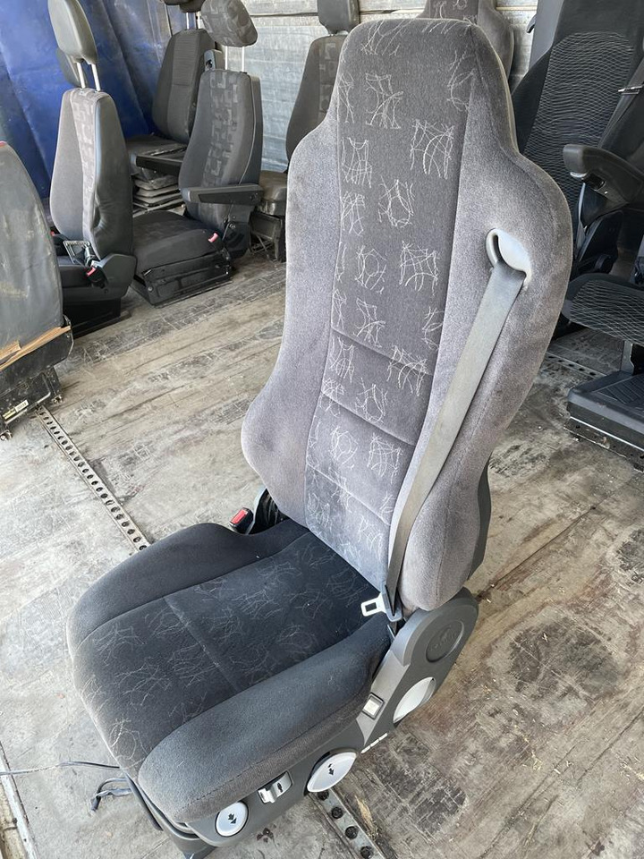 MERCEDES-BENZ ATEGO 3 AIR DRIVER SEAT - مقاعد السيارات - شاحنة: صور 3 MERCEDES-BENZ ATEGO 3 AIR DRIVER SEAT - مقاعد السيارات - شاحنة: صور 3