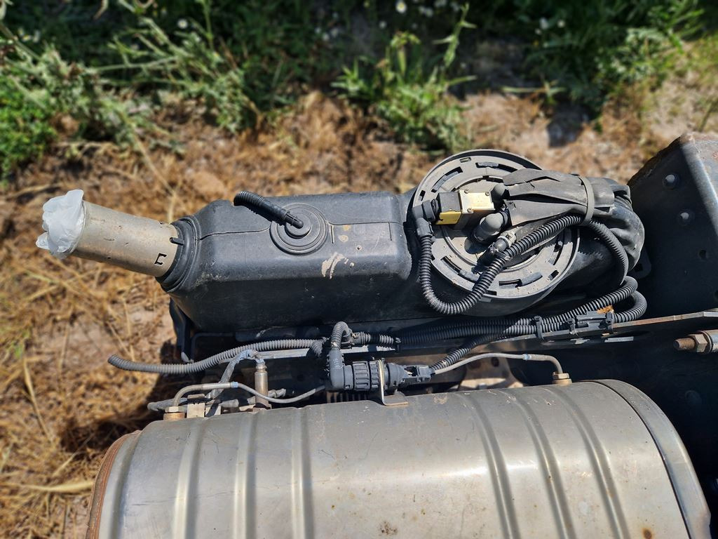 MERCEDES-BENZ ATEGO - A 970 470 0815 - خزان AdBlue - شاحنة: صور 3 MERCEDES-BENZ ATEGO - A 970 470 0815 - خزان AdBlue - شاحنة: صور 3