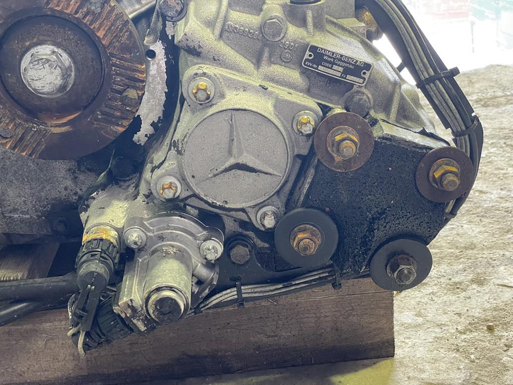 MERCEDES-BENZ ATEGO G100-12 P.T.O - نقل الحركة - شاحنة: صور 3 MERCEDES-BENZ ATEGO G100-12 P.T.O - نقل الحركة - شاحنة: صور 3