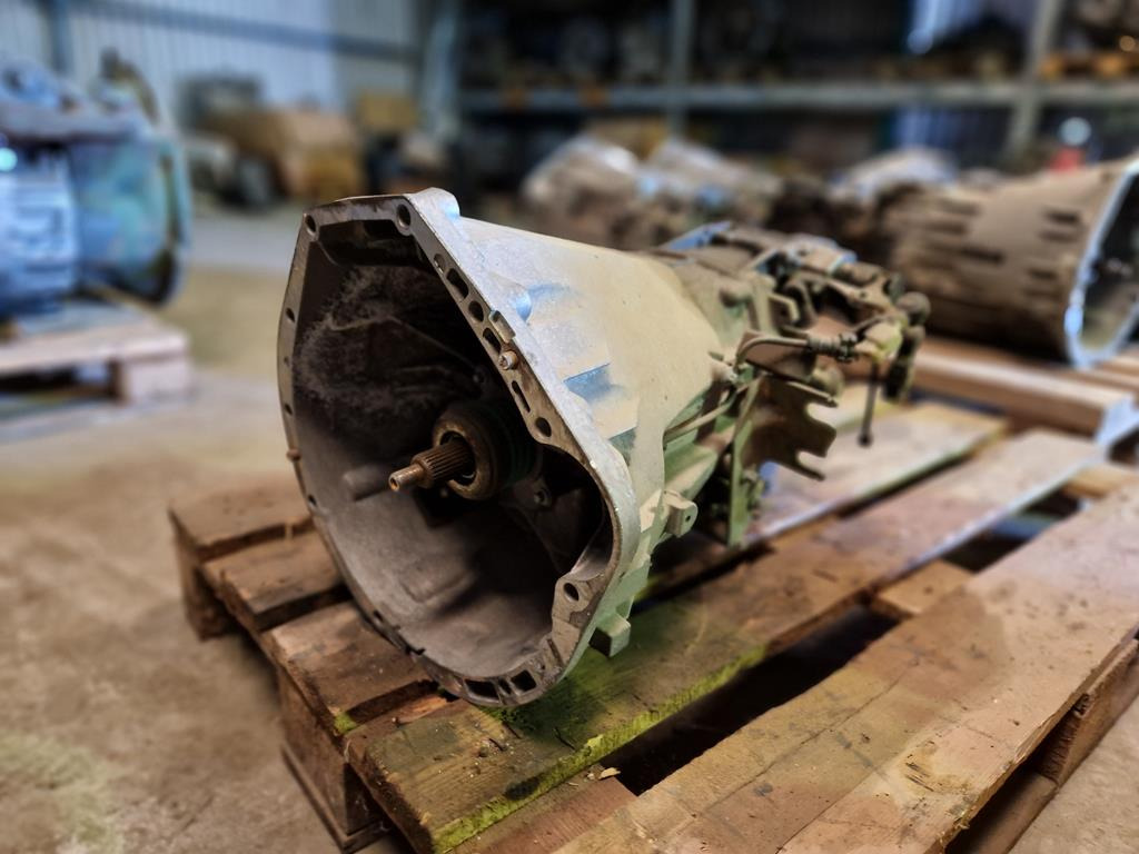 MERCEDES-BENZ SPRINTER 711605 - علبة التروس - شاحنة: صور 1 MERCEDES-BENZ SPRINTER 711605 - علبة التروس - شاحنة: صور 1