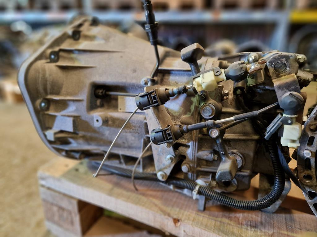 MERCEDES-BENZ SPRINTER 711620 - علبة التروس - شاحنة: صور 2 MERCEDES-BENZ SPRINTER 711620 - علبة التروس - شاحنة: صور 2