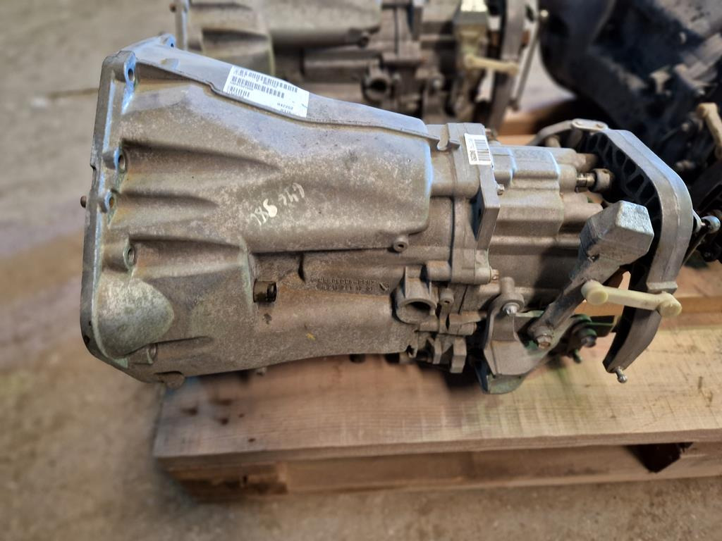 MERCEDES-BENZ SPRINTER 711651 - علبة التروس - شاحنة: صور 5 MERCEDES-BENZ SPRINTER 711651 - علبة التروس - شاحنة: صور 5