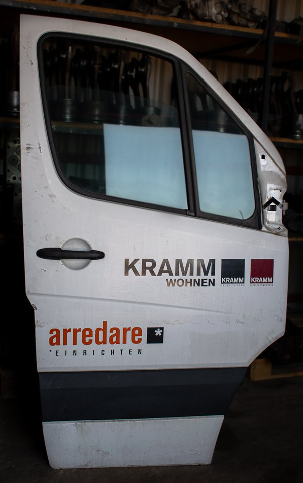 MERCEDES-BENZ SPRINTER 906 - PASSENGER - باب و قطع الغيار - شاحنة: صور 1 MERCEDES-BENZ SPRINTER 906 - PASSENGER - باب و قطع الغيار - شاحنة: صور 1