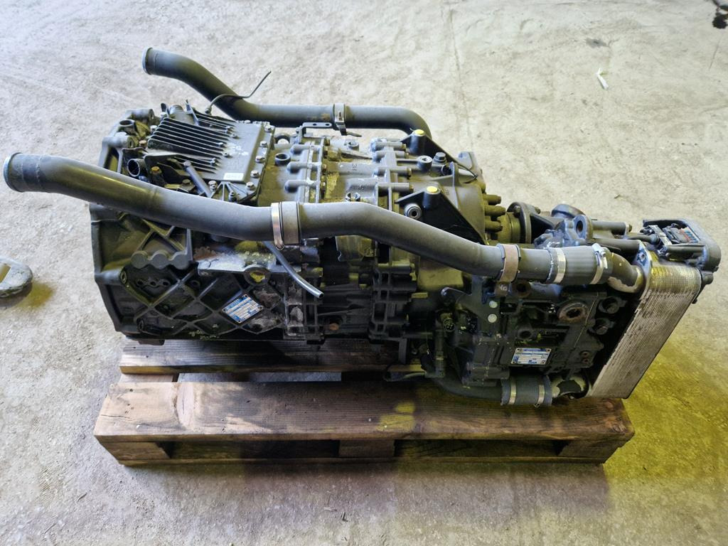 ZF ASTRONIC 12AS 2331 TD WITH INTARDER 3 - علبة التروس - شاحنة: صور 5 ZF ASTRONIC 12AS 2331 TD WITH INTARDER 3 - علبة التروس - شاحنة: صور 5