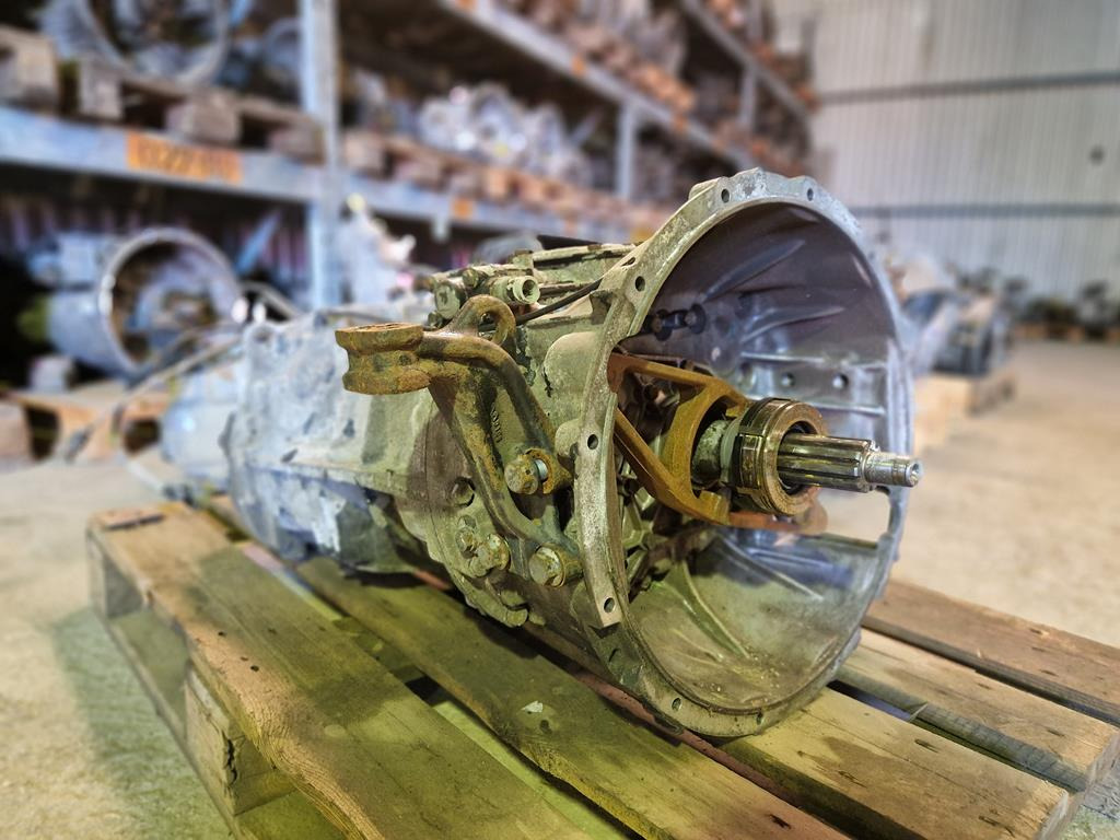 ZF ECOMID 9S 1110 TD - 81.32004-6197 - علبة التروس - شاحنة: صور 1 ZF ECOMID 9S 1110 TD - 81.32004-6197 - علبة التروس - شاحنة: صور 1