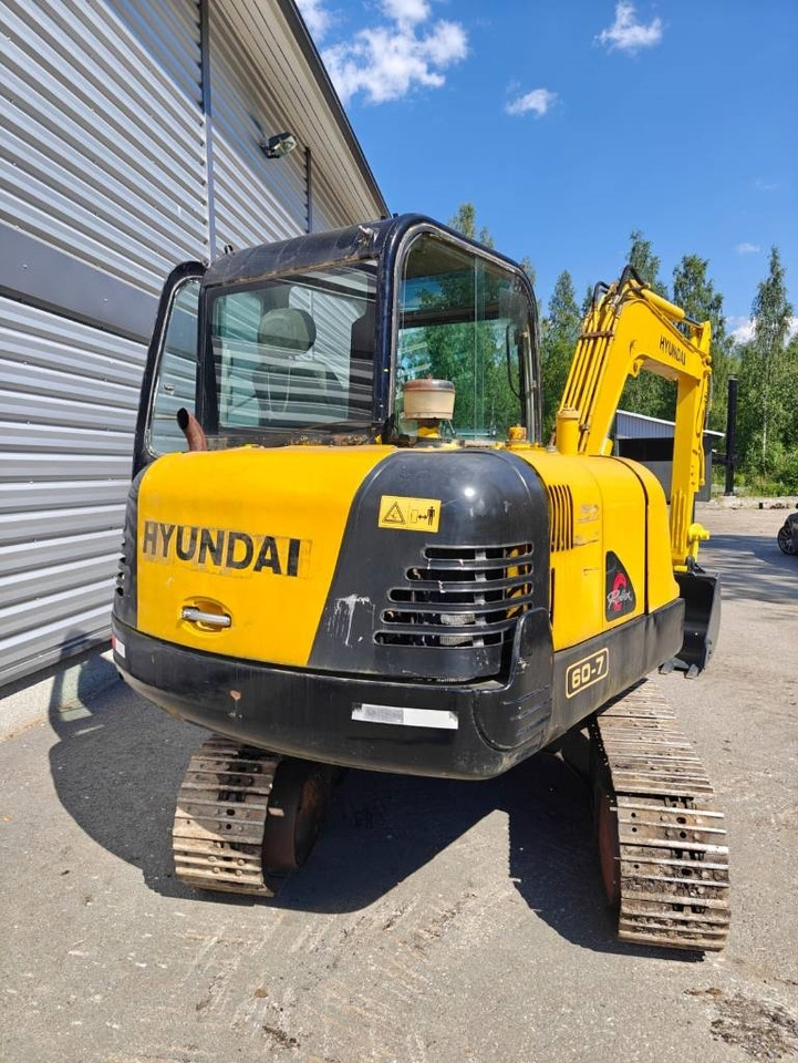 Hyundai R 60-7 - حفارة مصغرة: صور 4 Hyundai R 60-7 - حفارة مصغرة: صور 4