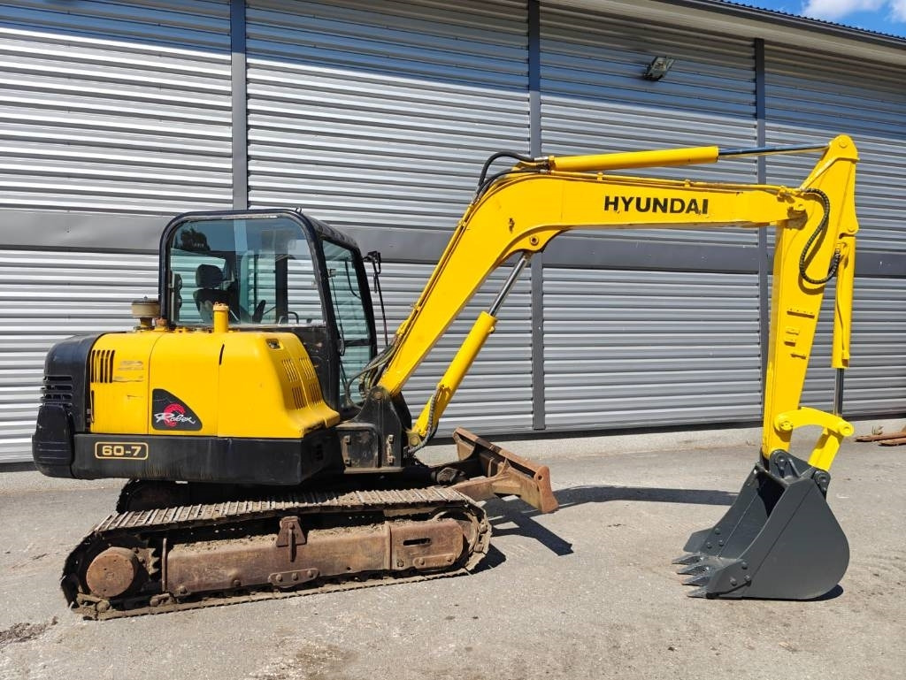 Hyundai R 60-7 - حفارة مصغرة: صور 5 Hyundai R 60-7 - حفارة مصغرة: صور 5