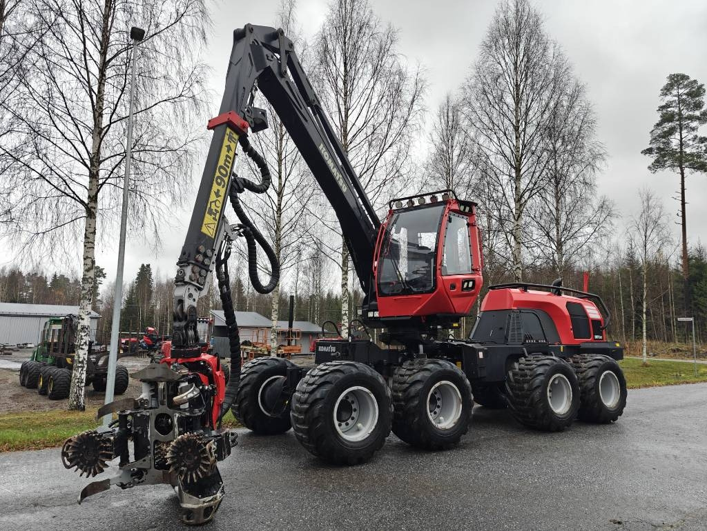 Komatsu 901 XC - الحصادات: صور 1 Komatsu 901 XC - الحصادات: صور 1