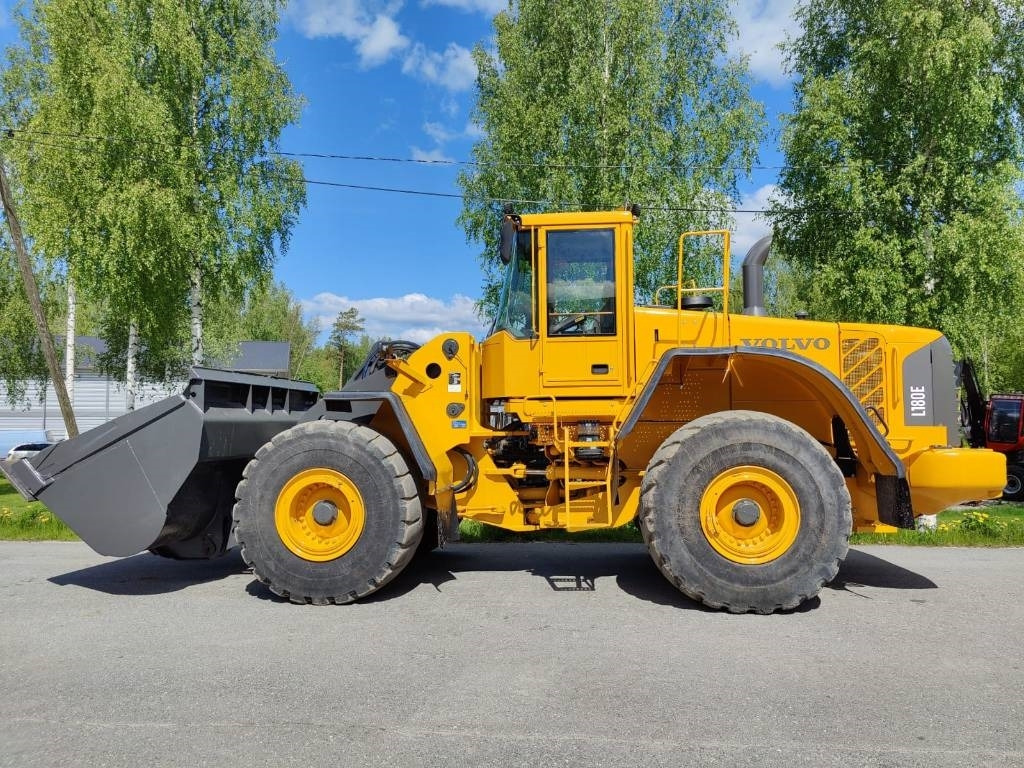 Volvo L 180 E - اللودر بعجل: صور 2 Volvo L 180 E - اللودر بعجل: صور 2