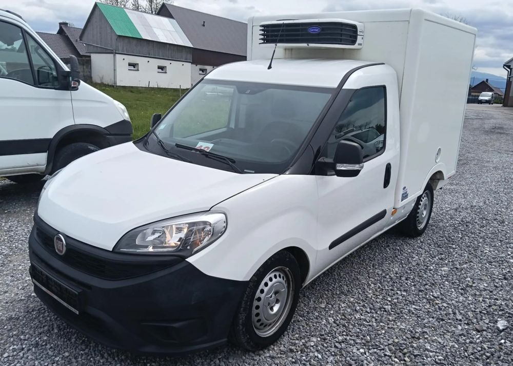 Fiat DOBLO 1.6 - الشاحنات الصغيرة المبردة: صور 3 Fiat DOBLO 1.6 - الشاحنات الصغيرة المبردة: صور 3