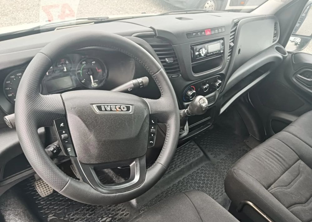 قلاب صغير Iveco 35C13, 35C12, 35C14, 35C15: صور 14