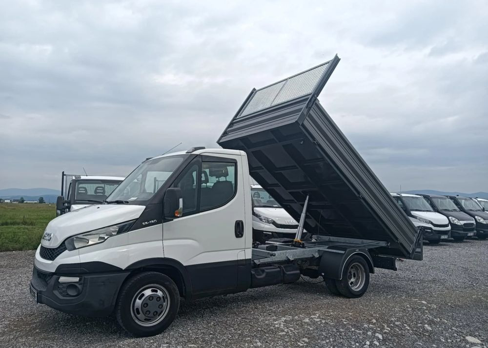 قلاب صغير Iveco 35C13, 35C12, 35C14, 35C15: صور 17