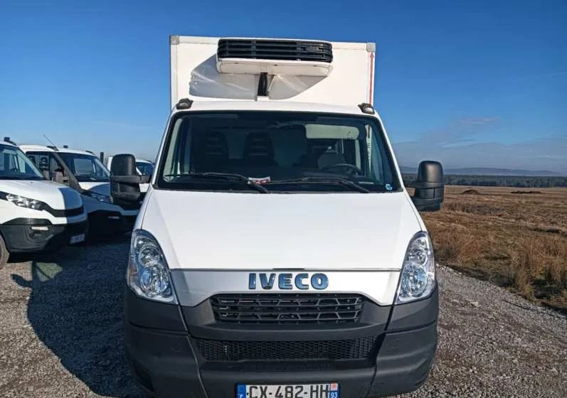 Iveco 35C13, 35C12, 35C14, 35C15 - الشاحنات الصغيرة المبردة: صور 2 Iveco 35C13, 35C12, 35C14, 35C15 - الشاحنات الصغيرة المبردة: صور 2