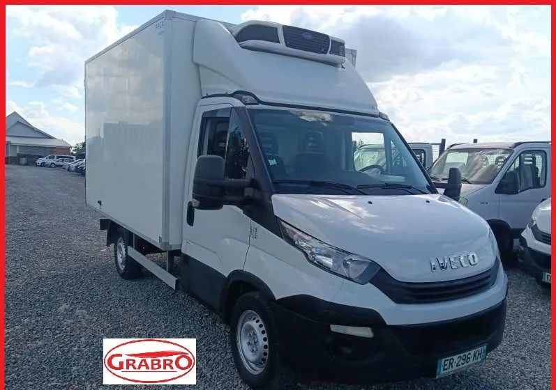 Iveco 35S16, 35S15, 35S14, 35S13, 35C13, 35C14 - الشاحنات الصغيرة المبردة: صور 1 Iveco 35S16, 35S15, 35S14, 35S13, 35C13, 35C14 - الشاحنات الصغيرة المبردة: صور 1