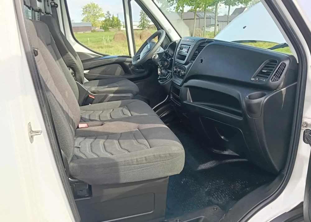 Iveco DAILY 35C13, 35C12, 35C14, 35C15 - قلاب صغير: صور 5 Iveco DAILY 35C13, 35C12, 35C14, 35C15 - قلاب صغير: صور 5