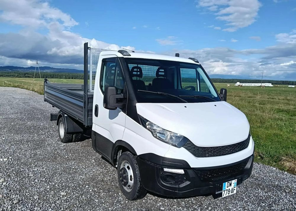 Iveco DAILY 35C13, 35C12, 35C14, 35C15 - قلاب صغير: صور 2 Iveco DAILY 35C13, 35C12, 35C14, 35C15 - قلاب صغير: صور 2