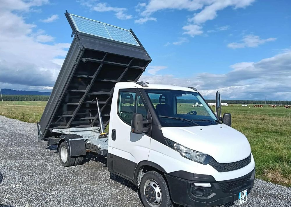 Iveco DAILY 35C13, 35C12, 35C14, 35C15 - قلاب صغير: صور 3 Iveco DAILY 35C13, 35C12, 35C14, 35C15 - قلاب صغير: صور 3