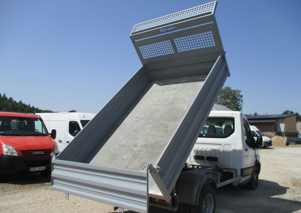 Ford Transit kiper 2.0 - 170KM wywrotka klima Hak - قلاب صغير: صور 4 Ford Transit kiper 2.0 - 170KM wywrotka klima Hak - قلاب صغير: صور 4