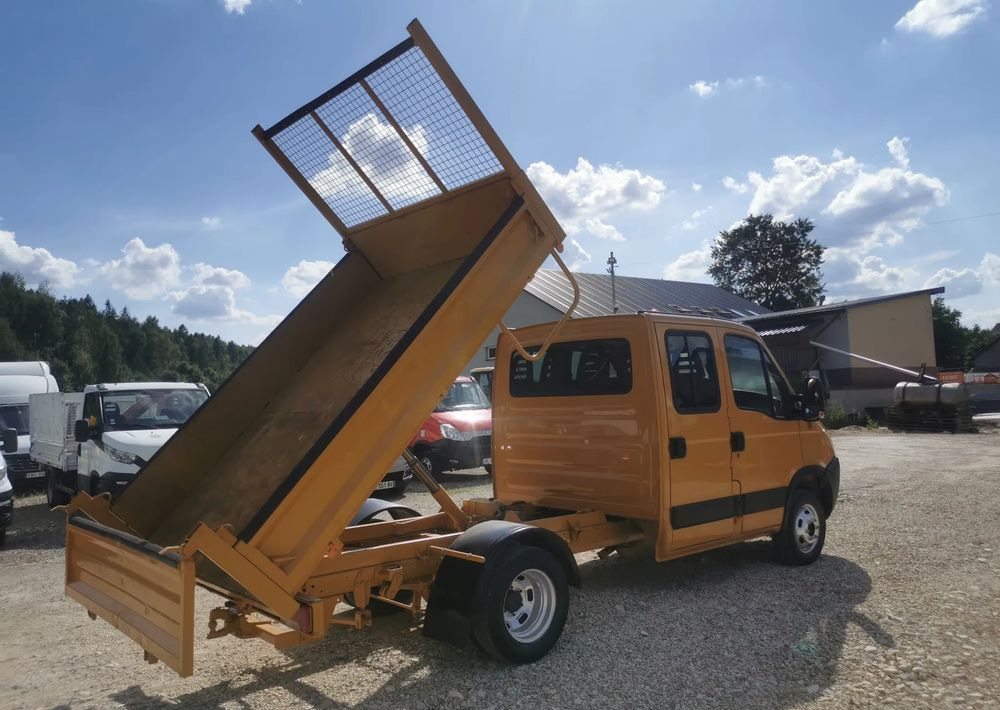 Iveco Daily 35C12 Brygadówka wywrotka Dubel hak kiper doka 35C13 - قلاب صغير: صور 5 Iveco Daily 35C12 Brygadówka wywrotka Dubel hak kiper doka 35C13 - قلاب صغير: صور 5
