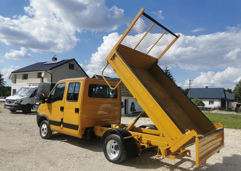 Iveco Daily 35C12 Brygadówka wywrotka Dubel hak kiper doka 35C13 - قلاب صغير: صور 4 Iveco Daily 35C12 Brygadówka wywrotka Dubel hak kiper doka 35C13 - قلاب صغير: صور 4