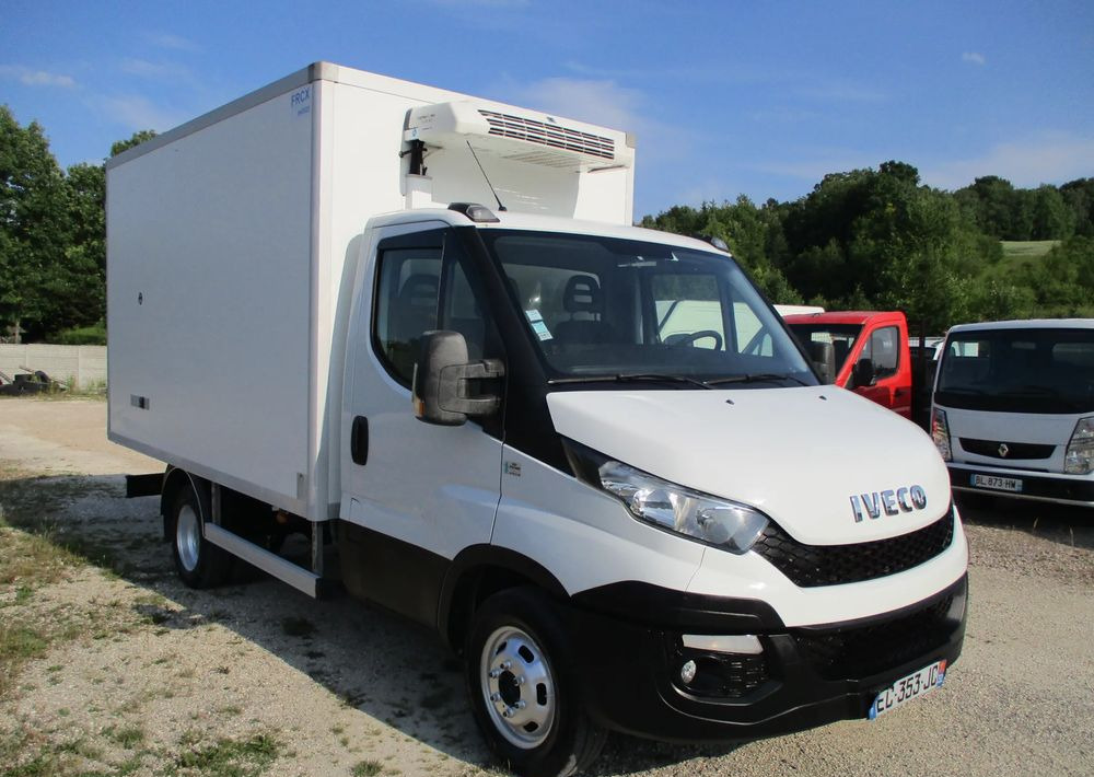 Iveco Daily 35C13 chłodnia Mroźnia na bliźniaku 35-130 Thermo King agregat - الشاحنات الصغيرة المبردة: صور 1 Iveco Daily 35C13 chłodnia Mroźnia na bliźniaku 35-130 Thermo King agregat - الشاحنات الصغيرة المبردة: صور 1